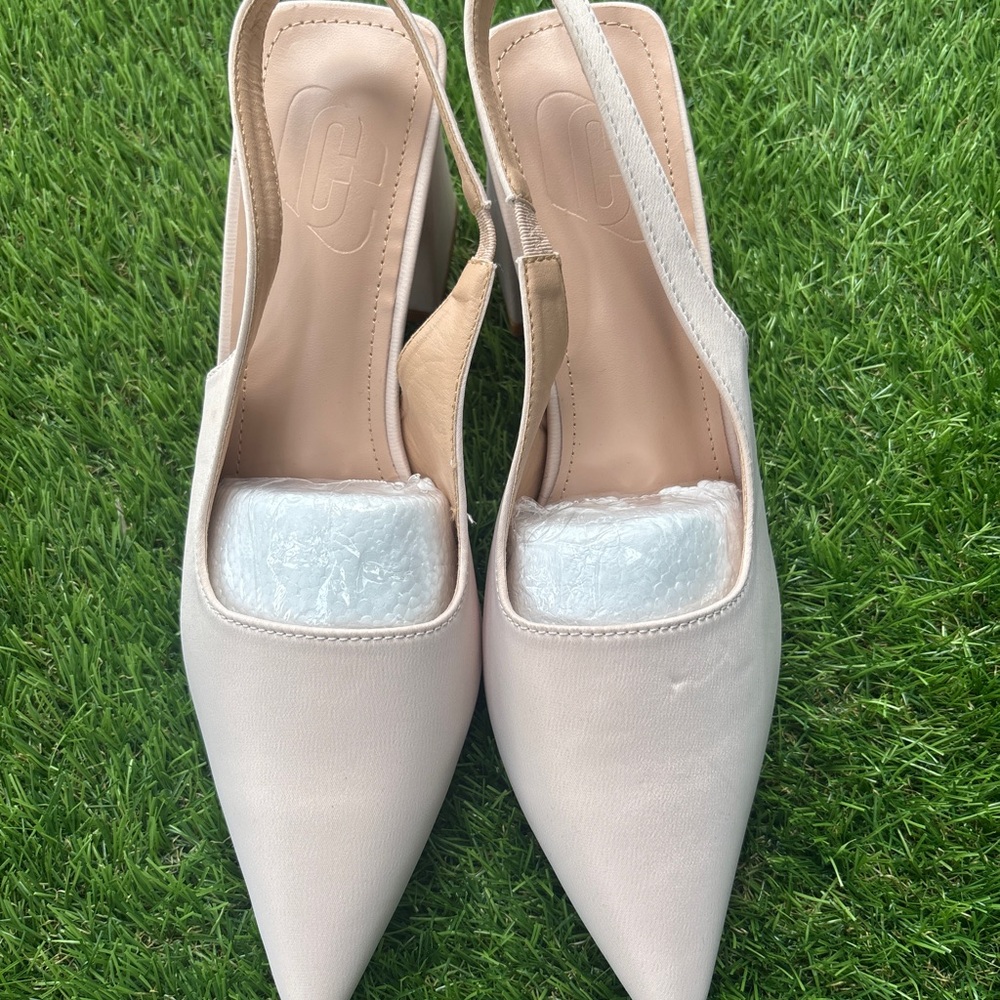 Chic Cream Slingback Heels